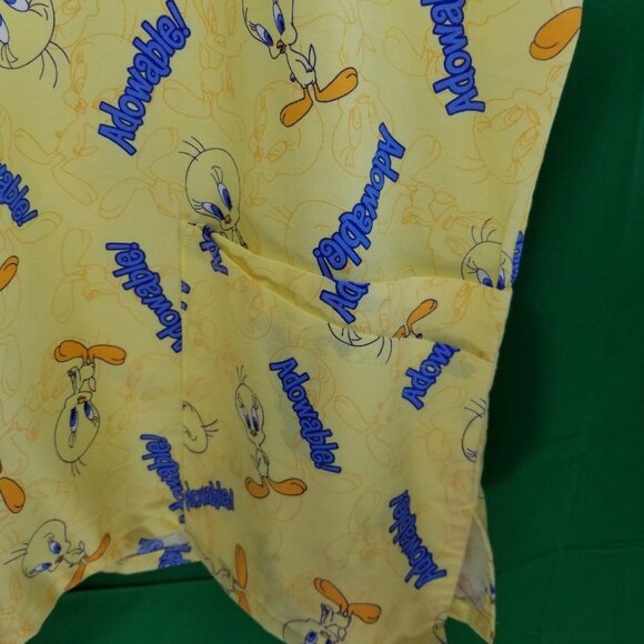 Tweety Bird Women's Size 2XL Looney Tunes Adowable Medical Scrub Top Nurse Lab - Picture 4 of 5